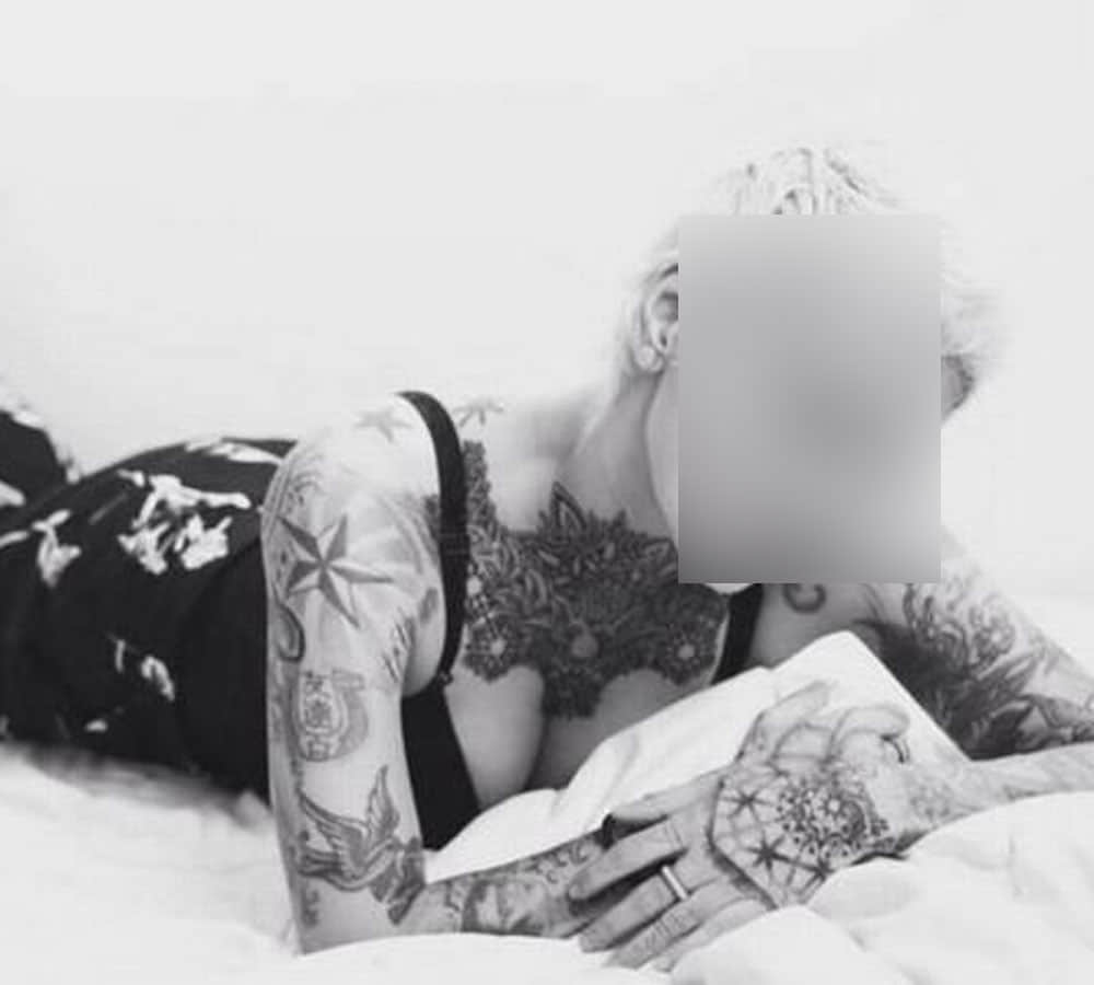 Bigg Boss 6 contestant Sapna Bhavnani goes topless displays her TATTOOS in the BOLD pic