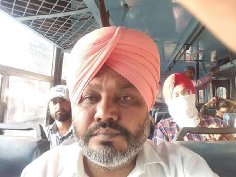 Aam Aadmi Party, MLA Harpal Cheema, bus passenger MLA, people took Lee Selfie, Sangrur