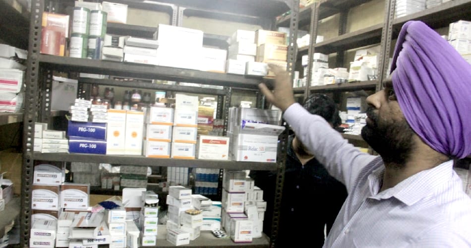 Raid on many chemists shops, punjab news