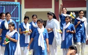 High school science exam canceled in Bampur