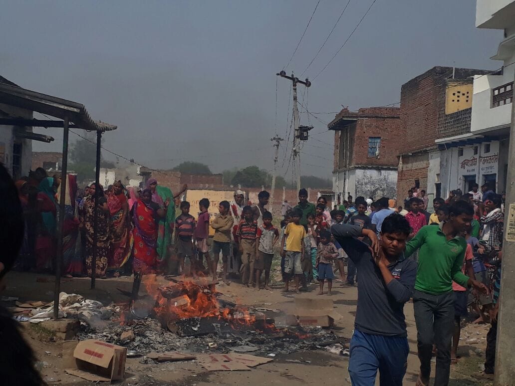 Varanasi : 33 women arrested for arson in wine shop