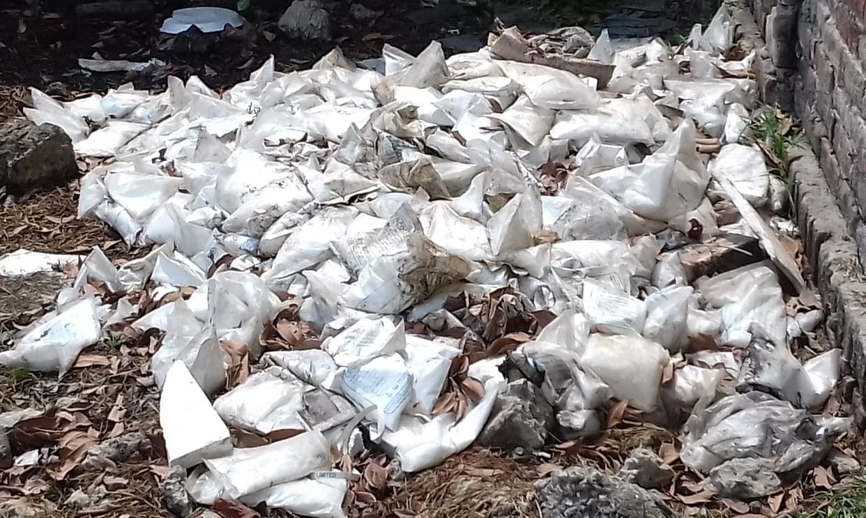 Throw in the litter medicines to treat animals