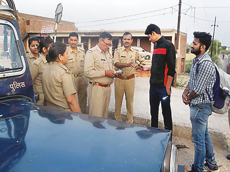 Anti-Romeo Squad ran away watching, caught one
