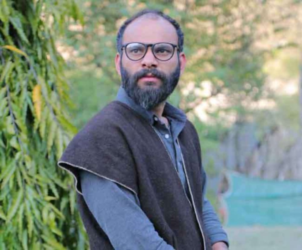 deepak is selected for london college of art