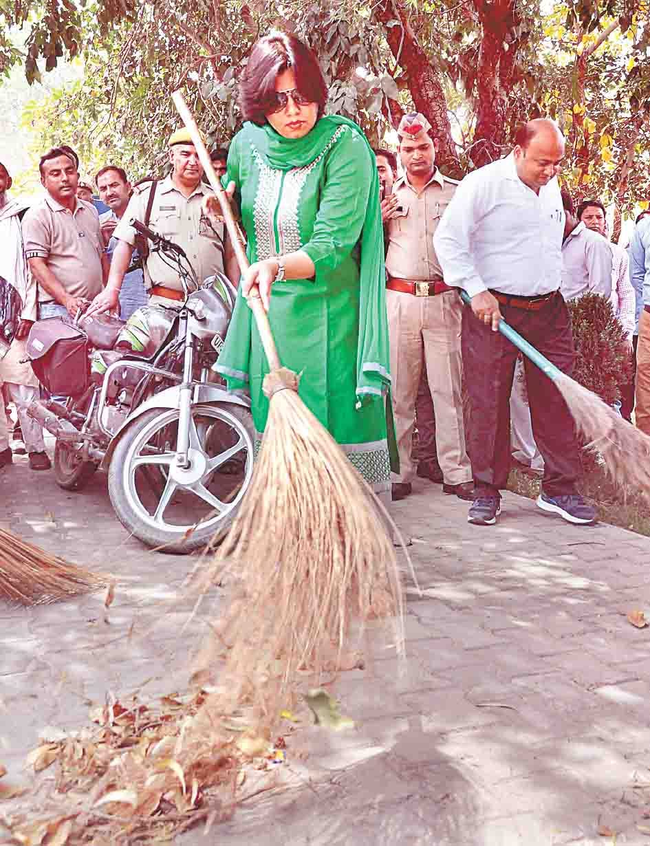 Message of cleanliness given by officials