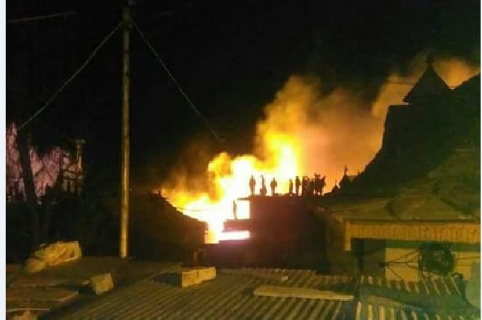 Four House Gutted in Fire at Kinnaur.