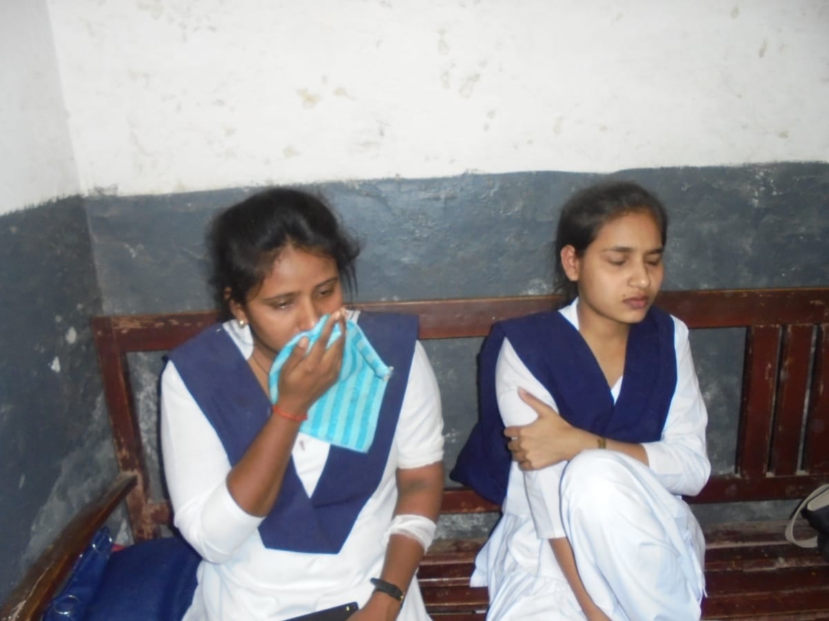 College turns back, injures three girls