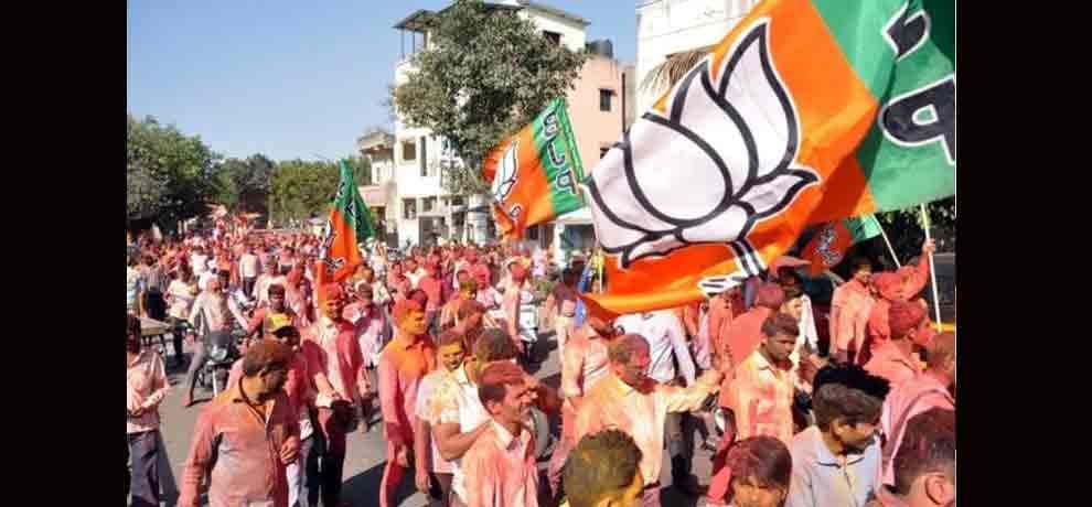 bjp introduced 80,000 cyber warriors for mcd election in delhi