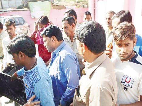 Three prisoners sent to factory operator abduction