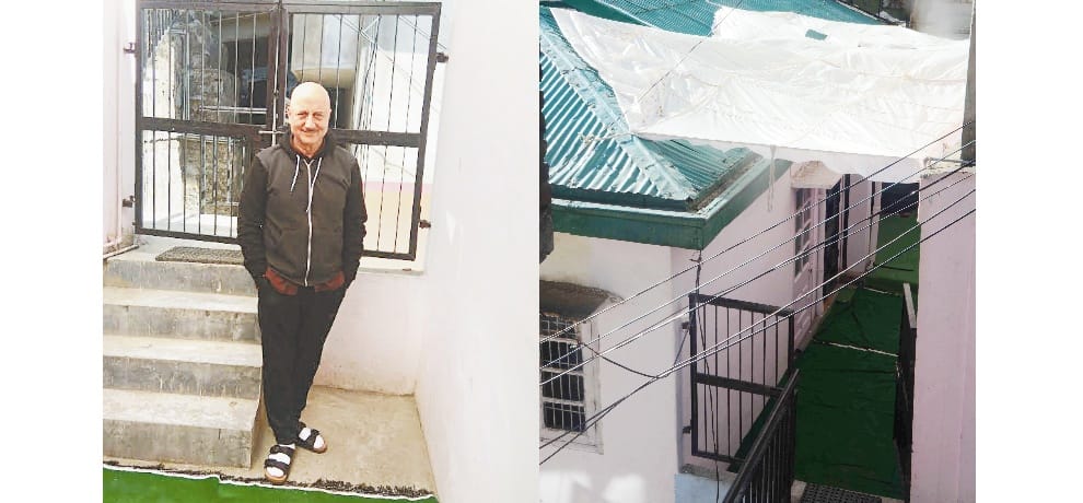 Bollywood actor Anupam Kher bought house in shimla and gifted it to his mother.