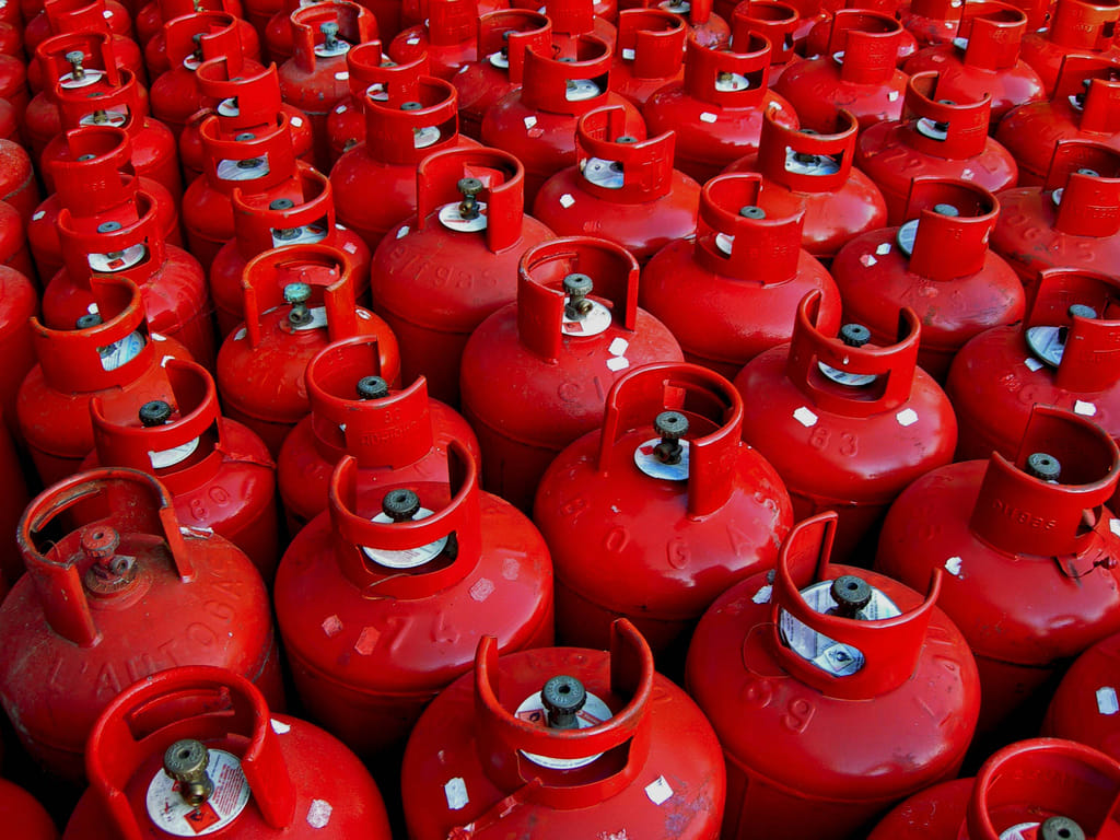 Gas, 32 cylinders, recovered, raids, jind