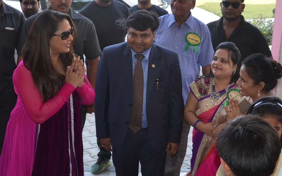 popular dance coreographer gita kapoor reached mirzapur for dance show