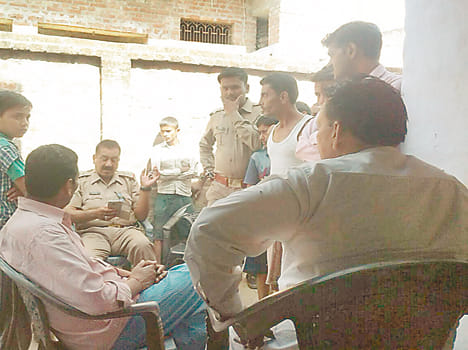 BJP leader's house robbery, firing