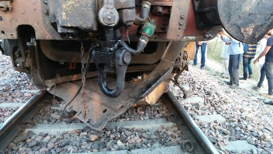 Train accident in tohana fatehabad, road roller driver death 