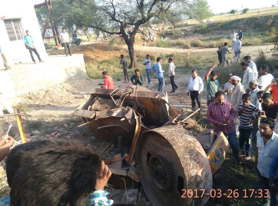 Train accident in tohana fatehabad, road roller driver death 