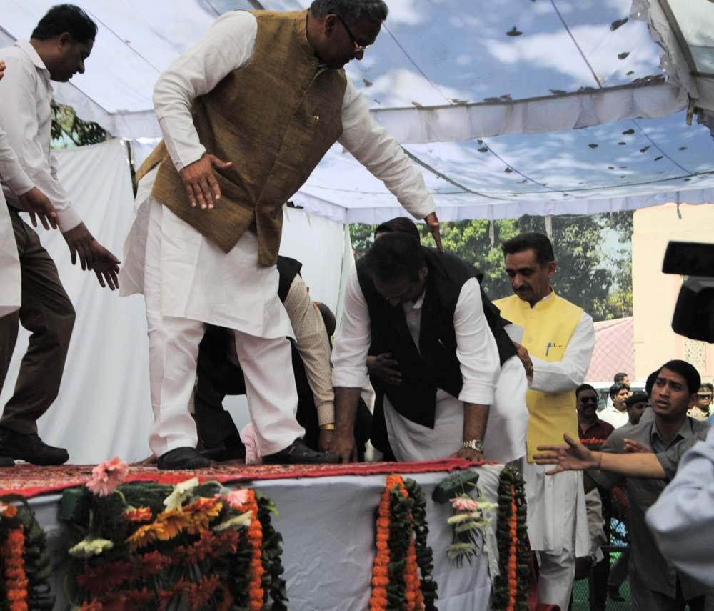 cm activeness save dehradun mayor vinod chamoli
