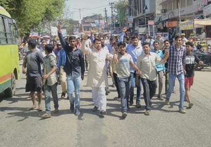 Shahpura in gun shot case a boy death, market closed in protest