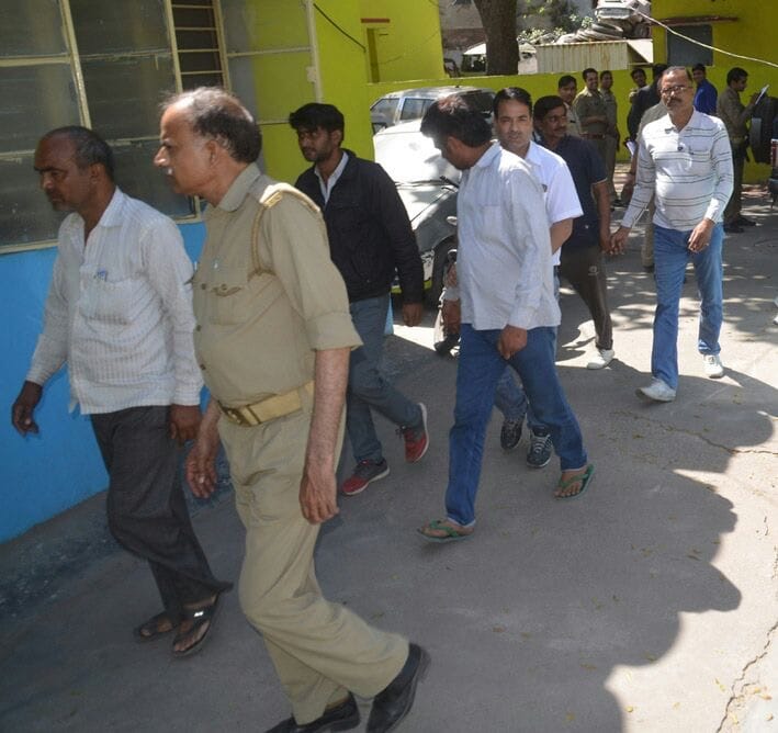 DIG Meerut team raided, seven policemen, including Chowki Incharge Suspend
