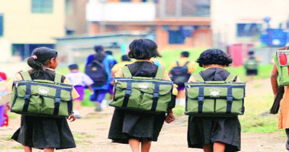 MP News: MP 2020 bag policy implemented, will not be able to give homework to second class children