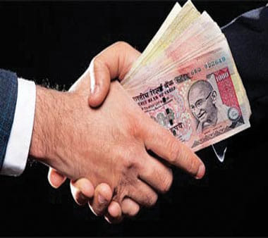 Patwari arrested for demanding bribe in lieu of opening nomination