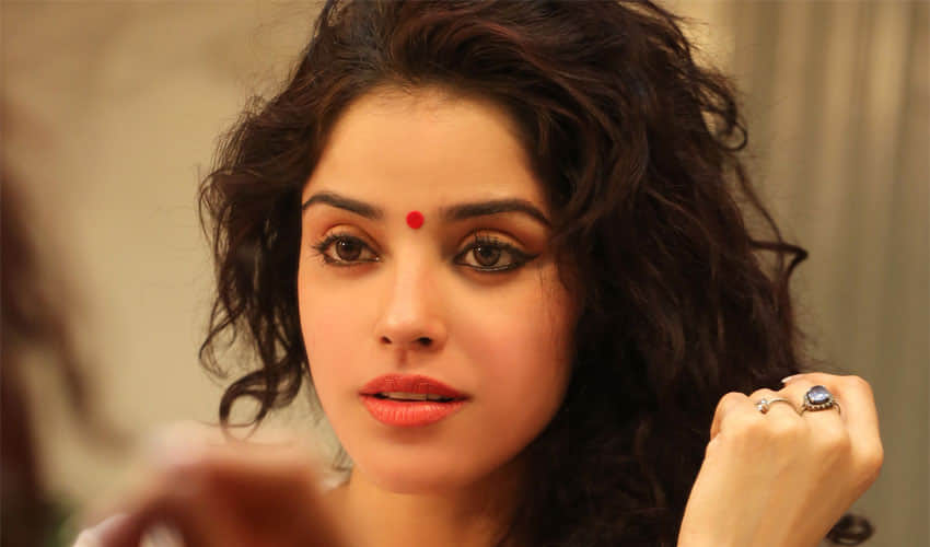 Special Interview Of South Cinema Actress Pia Bajpai