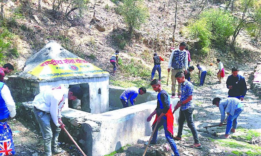 The cleaning of water sources and traditional dharom
