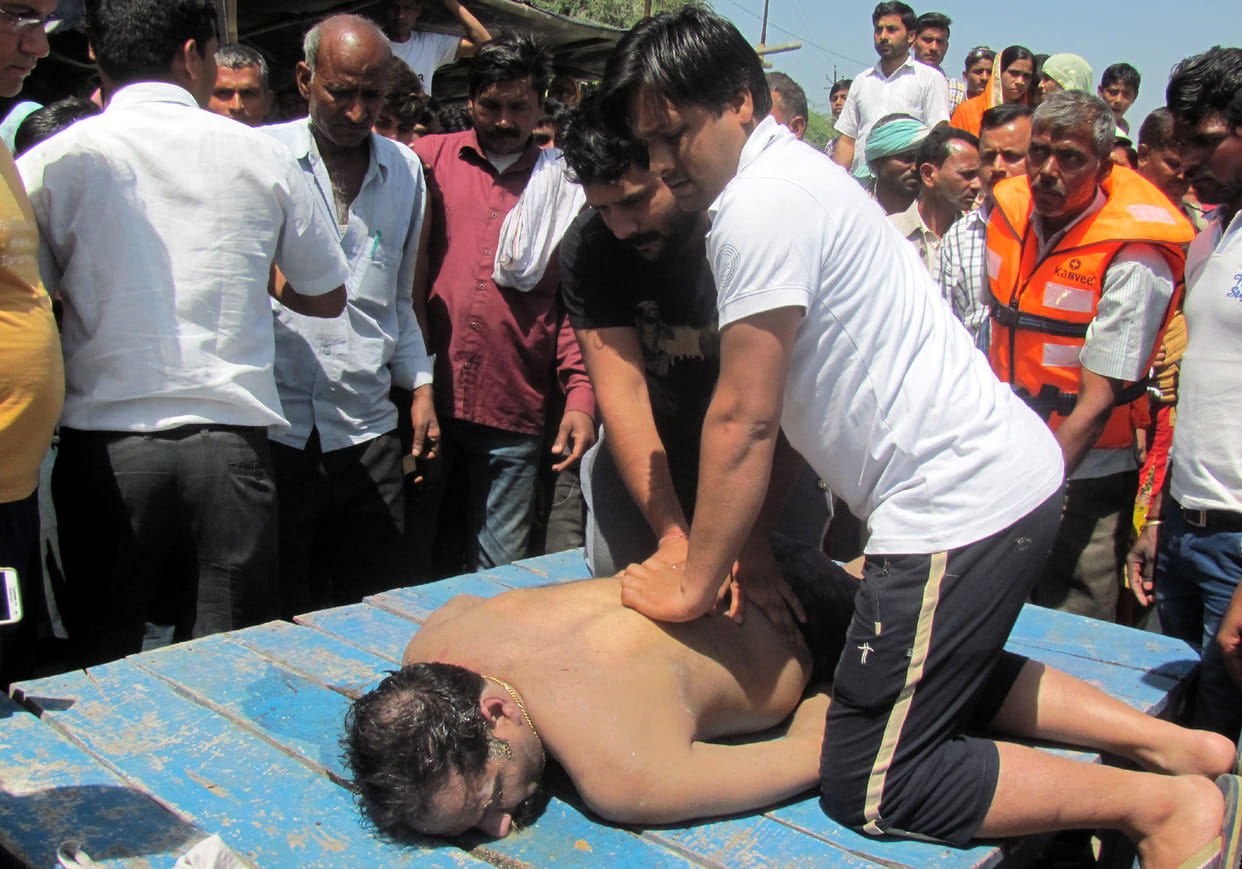 Five brothers started flowing themselves to save Lalit