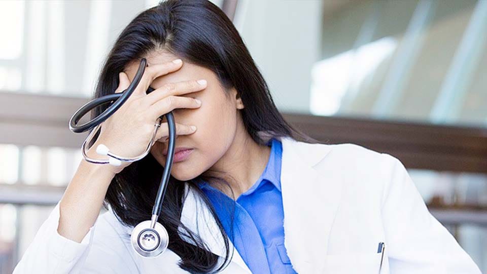 lady doctor suicides