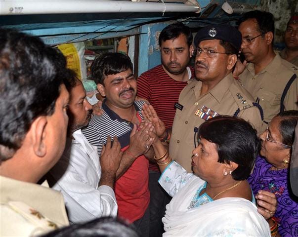 Merchant murder after looting lakhs in Aligarh