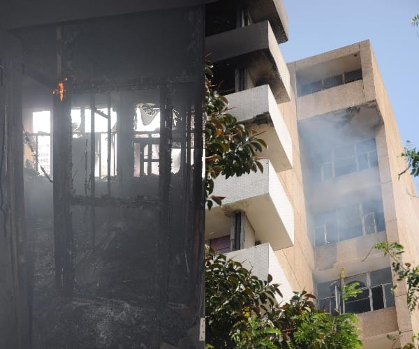 fire in gsi building of lucknow.