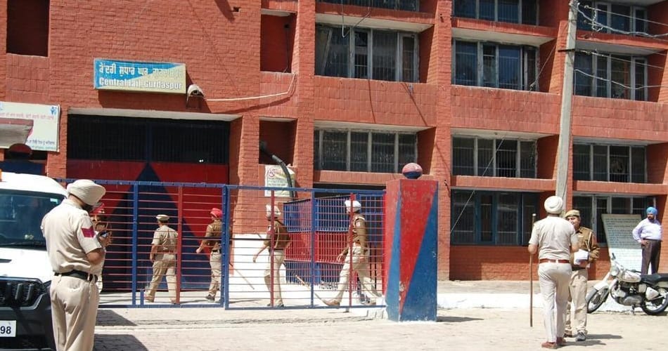gurdaspur Prisoners will get reward