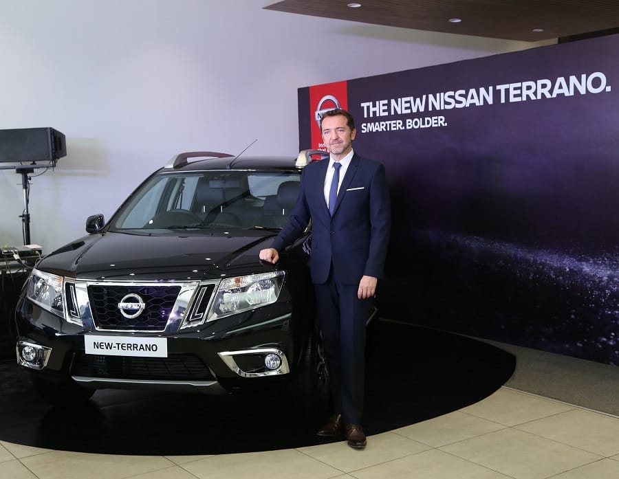 Nissan introduces new terrano facelift 2017 in Indian Market