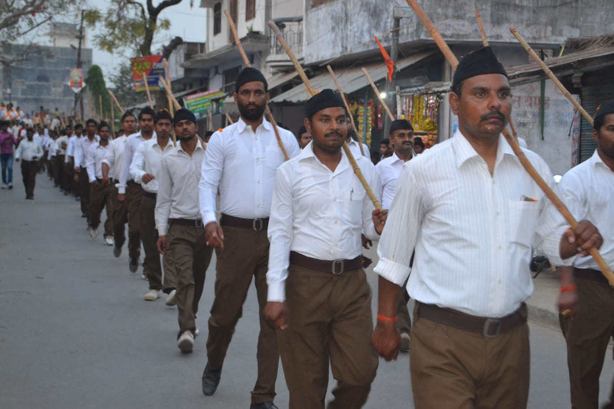 RSS volunteers carried out paths in the city