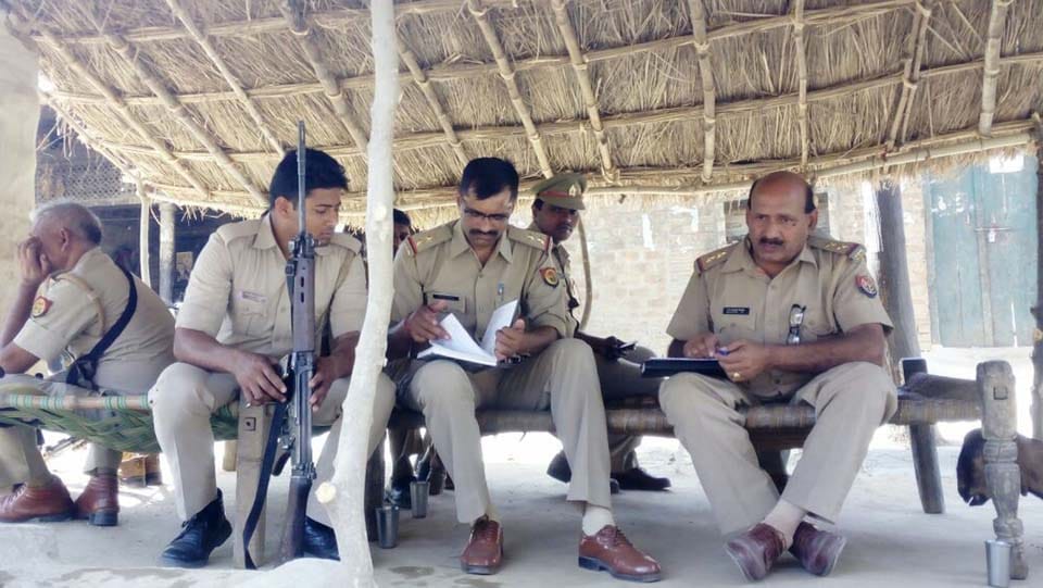lovers dead body found on railway track