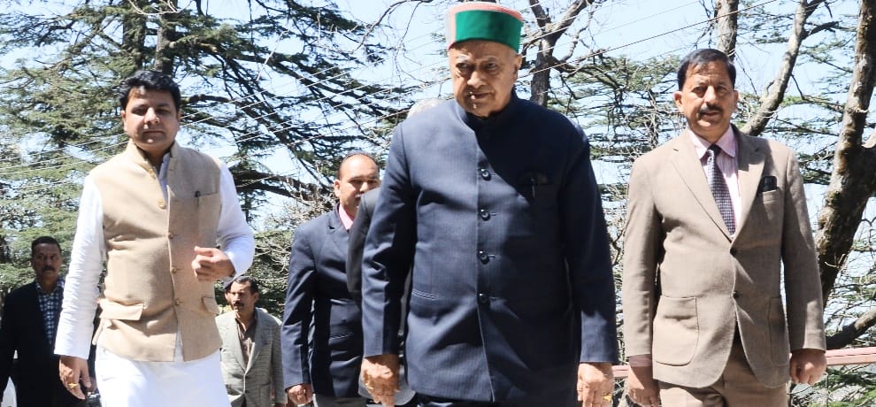 Contract job system will be to abolished in Himachal: CM Virbhadra singh