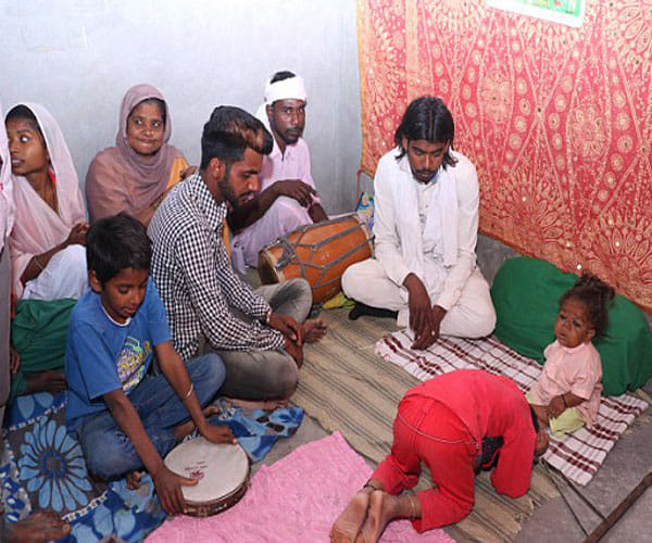 Punjab man just 23 inches tall 