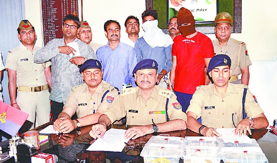 after robbery girl friend send to honeymoon