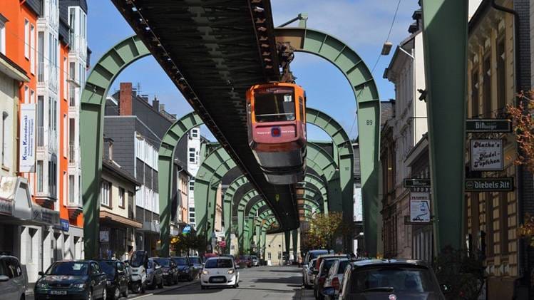 hanging train in Germany 