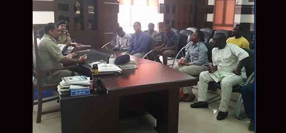 dm meeting with Nigerian national and local bodies in greater noida