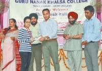 yamuna nagar, scolarship mili