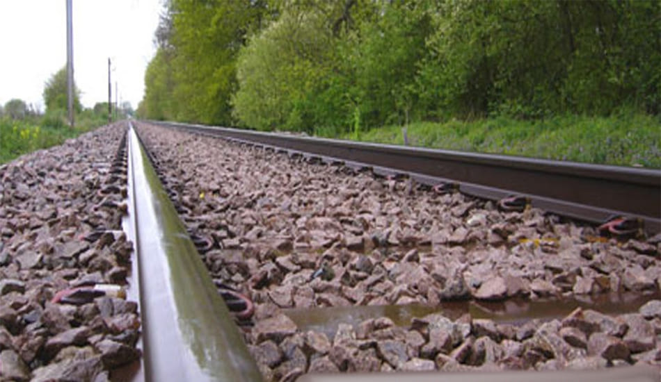 chaotic elements opened railway track at farrukhabad