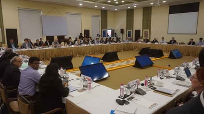 g-20 summit:first day buisness and culture is main discussed by deligates