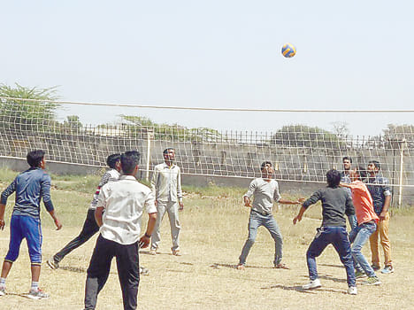 Abhijeet and Jyoti stave off in the long run
