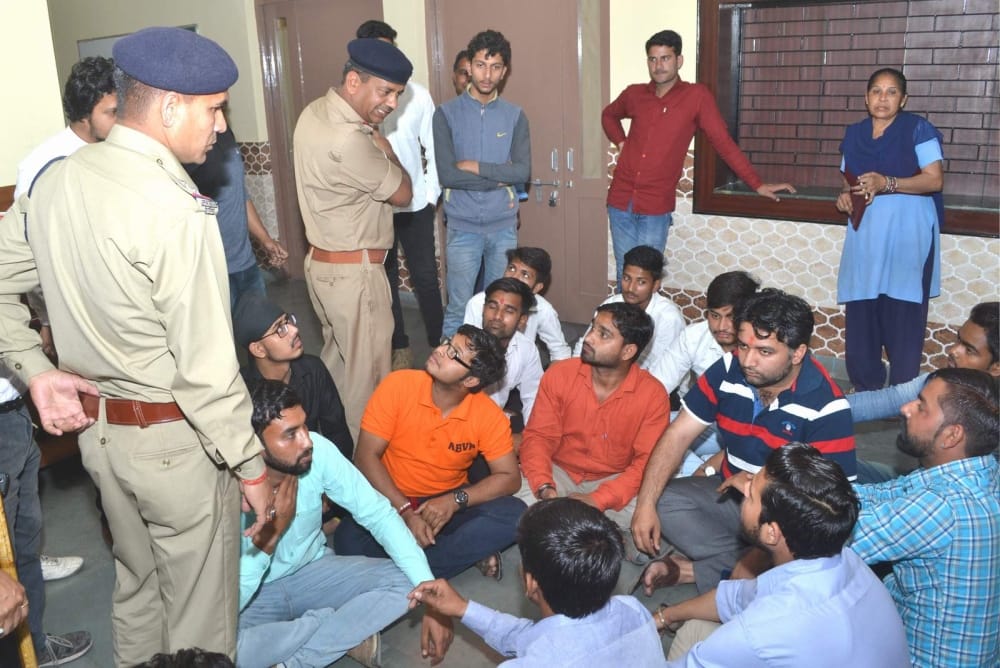 argument between Student leaders and school administration