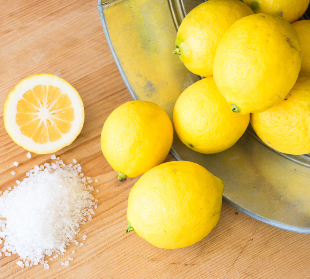 tips to treat sweaty hands and feet
