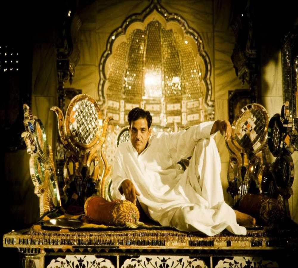 When director K Asif slapped tightly Madhubala during 'Mughal-E-Azam' filming