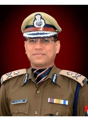 Seven policemen suspend by IG police in Lucknow