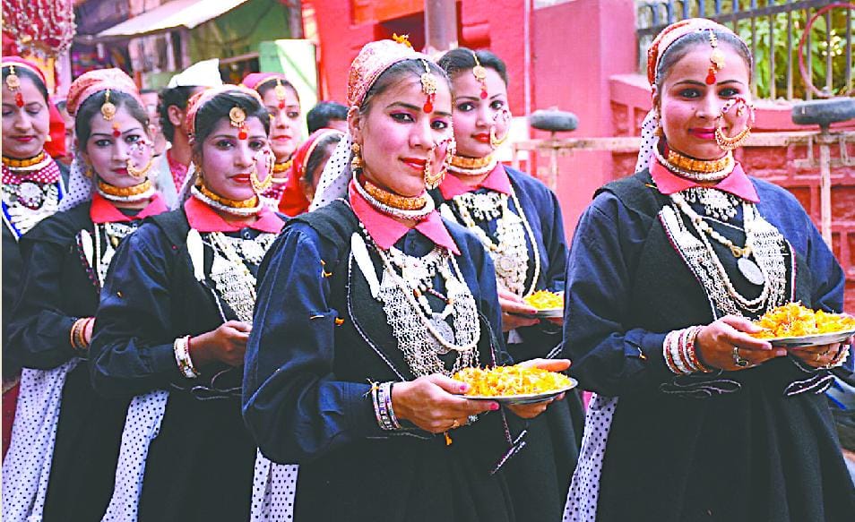 Cultural parties extirited on New Year