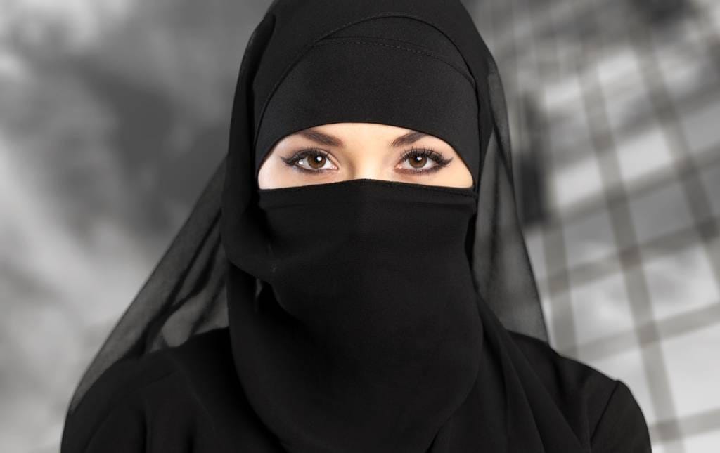 Discussed as soon as the husband caught in harassment, divorce ... divorce ... divorce2