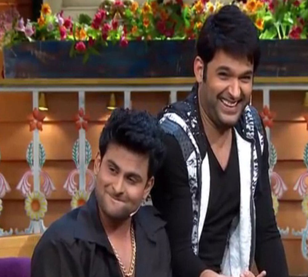 Meet comedian dr Sanket Bhosale, emerging tough competitor to Kapil Sharma, even Akshay is his fan
